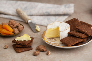 Cocoa Biscuit & Triple Creme Goat